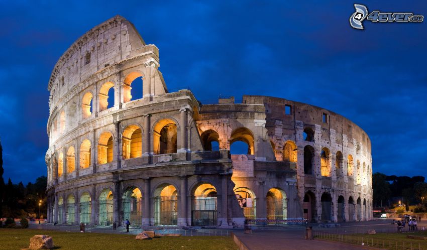 Colosseo, notte