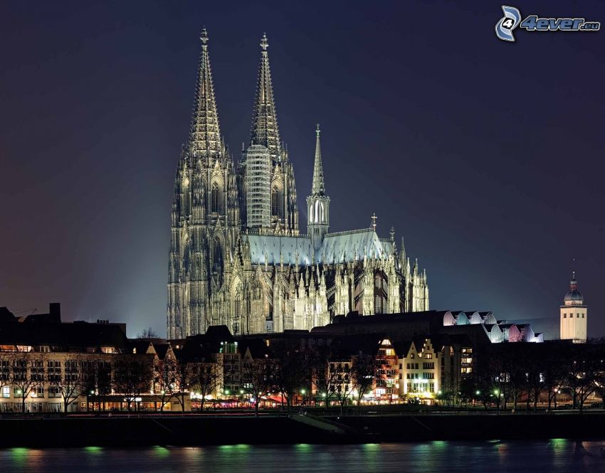 Duomo di Colonia, città notturno