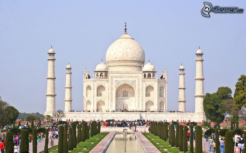 Taj Mahal, arbusti, gente