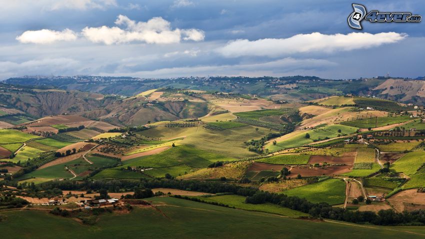 campi, la vista del paesaggio