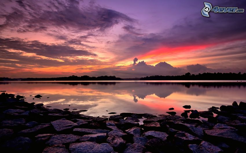 lago, dopo il tramonto