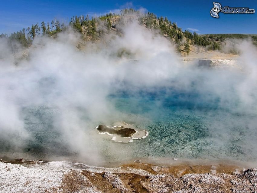 Parco nazionale di Yellowstone, geyser, vapore, collina, il fiume