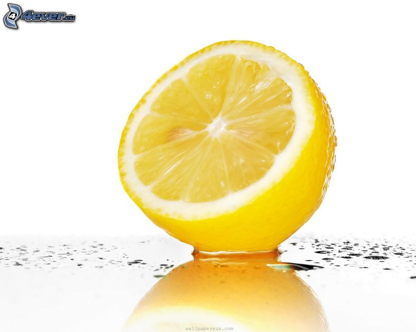 limone, gocce d'acqua