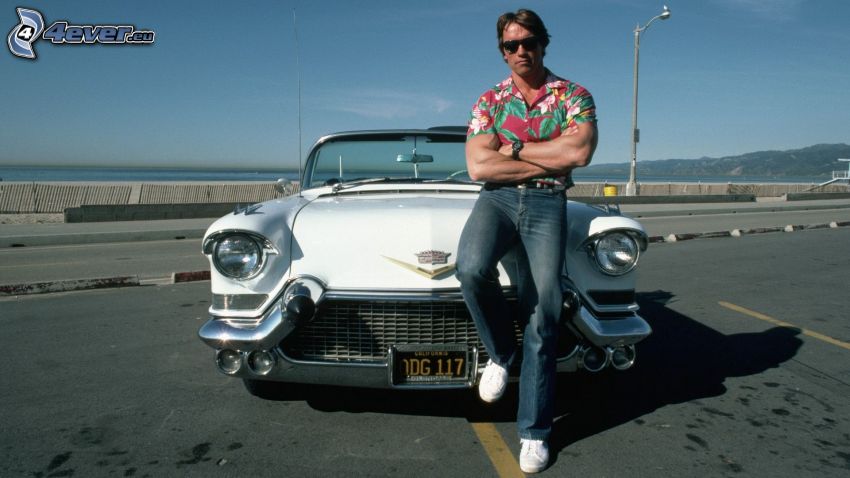 Arnold Schwarzenegger, veicolo d'epoca