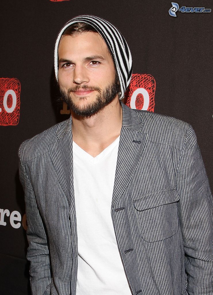 Ashton Kutcher, barba, berretto, giacca