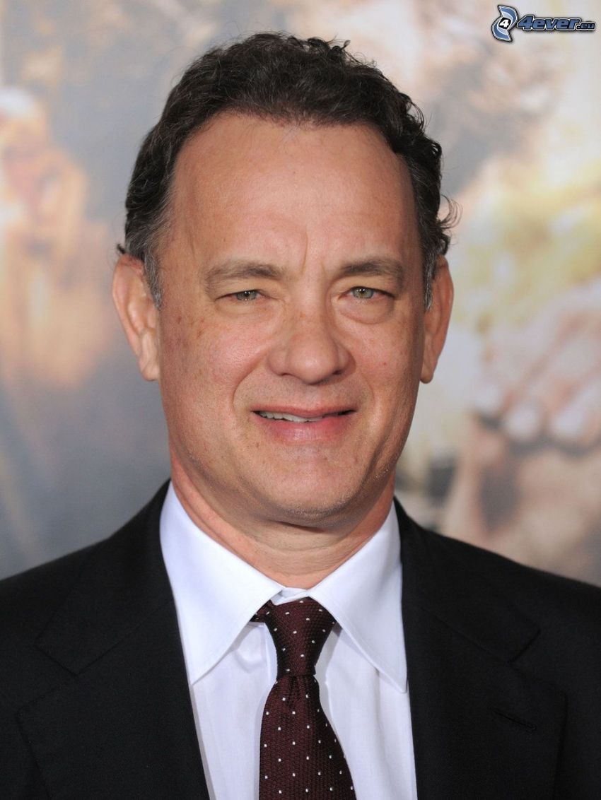 Tom Hanks, uomo in abito