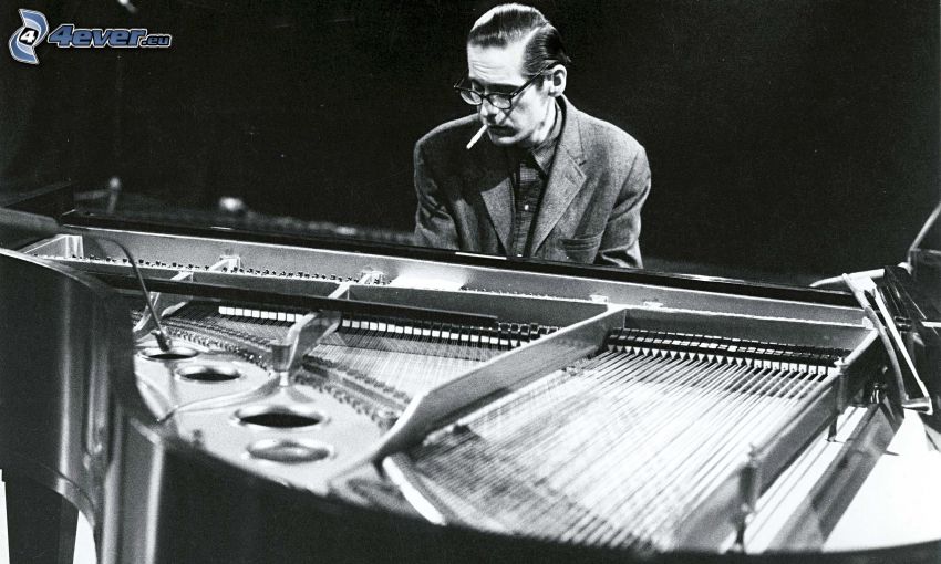 Bill Evans, pianista, suonare il pianoforte, foto in bianco e nero