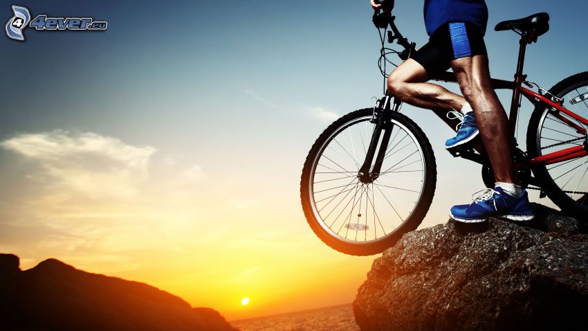 ciclista, bicicletta, tramonto sul mare, rocce