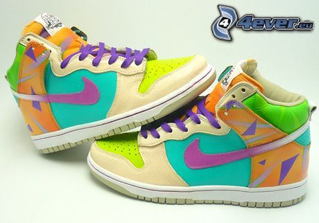 sneakers colorate