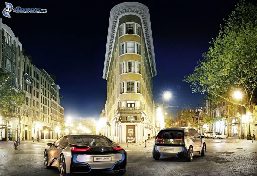 BMW i8, BMW i3, koncepció, elektromos autó, épület, kivilágítás, utca