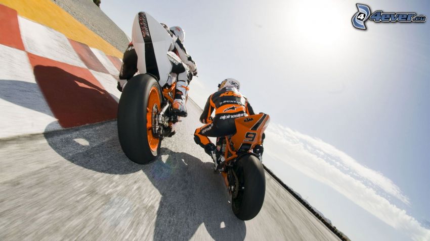 KTM RC8, motoros, verseny