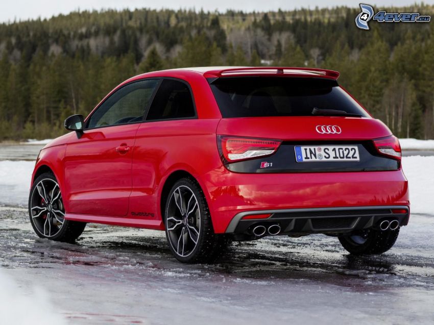Audi S1, erdő, jég