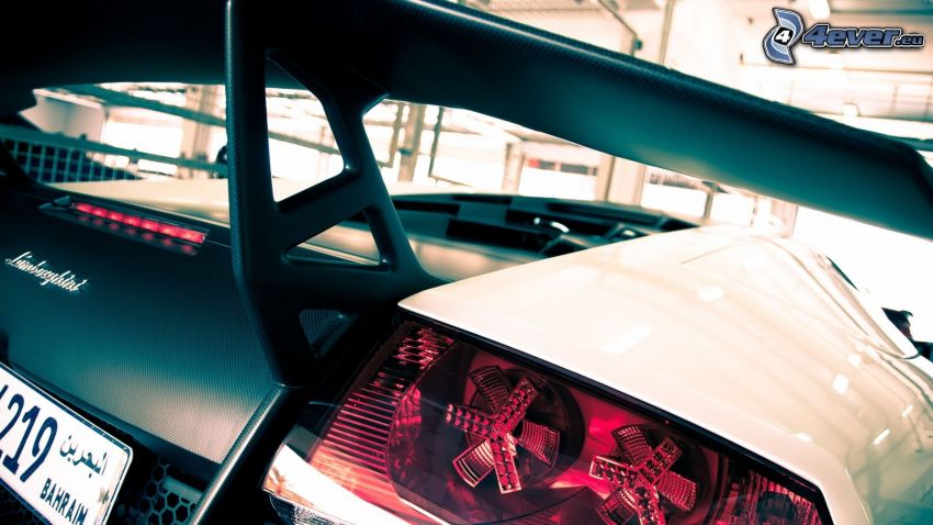 Lamborghini Murciélago, hátsó lámpa