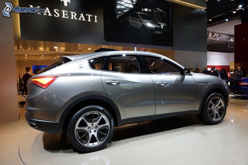 Maserati Kubang, kiállítás, autószalon