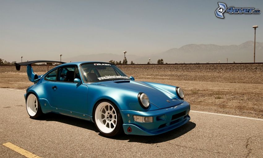 Porsche 911, út