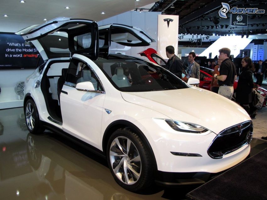 Tesla Model X, koncepció, kiállítás, autószalon, ajtó, falcon doors