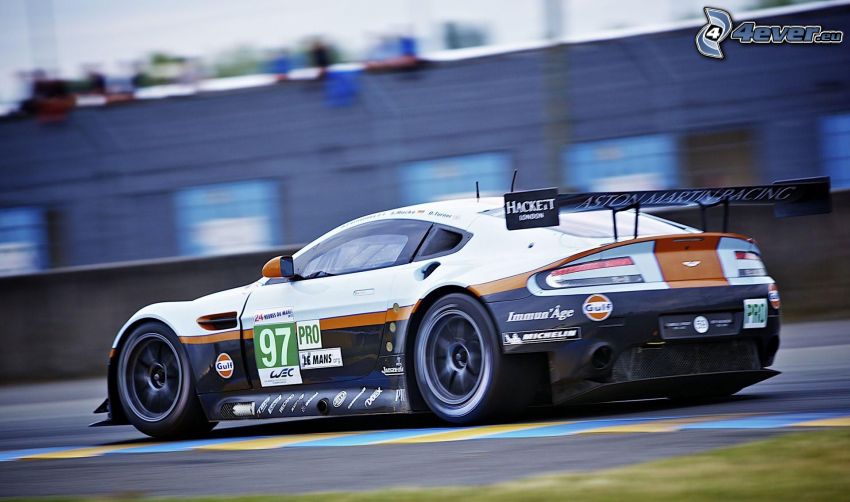 Aston Martin, versenyautó, sebesség, versenykör