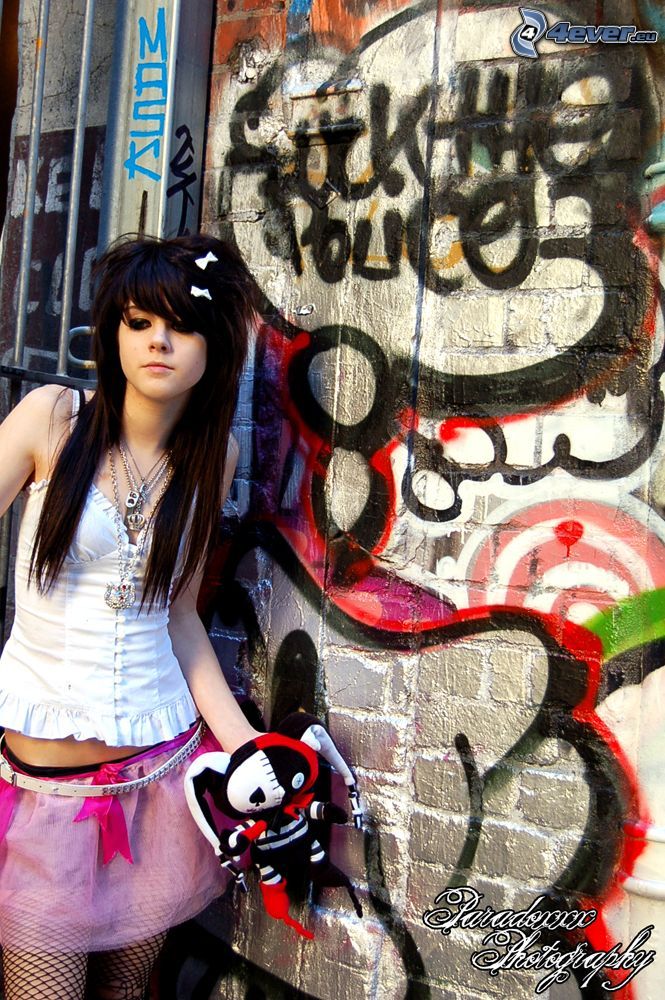 emo girl, graffiti