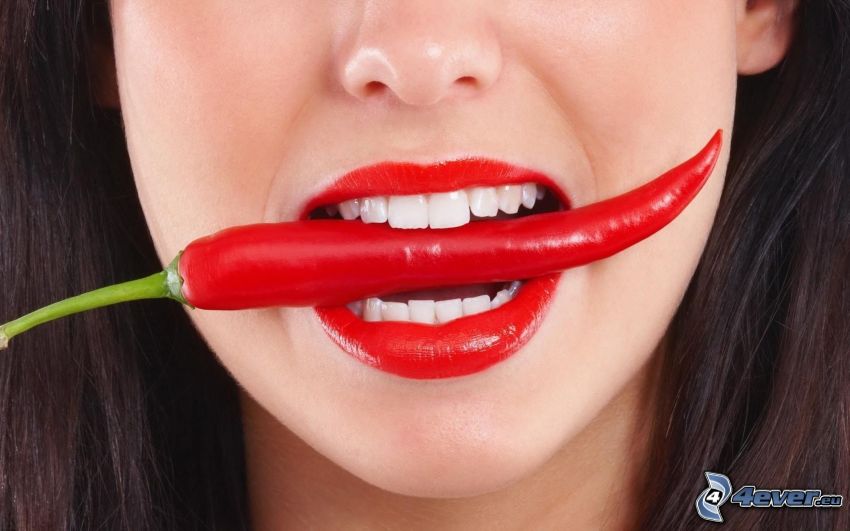 piros chili paprikák, száj, vörös ajkak