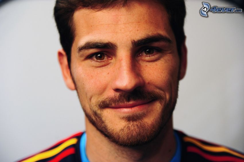 Iker Casillas, mosoly