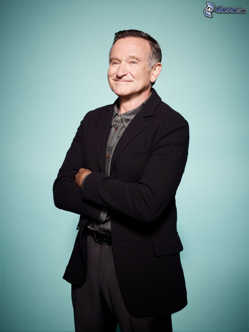Robin Williams, férfi öltönyben