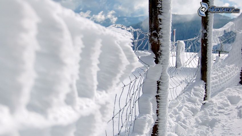 havas kerítés, drótkerítés