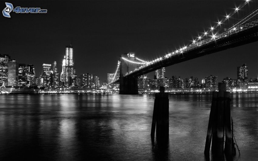 Brooklyn Bridge, kivilágított híd, éjjeli New York, USA, folyó, fekete-fehér