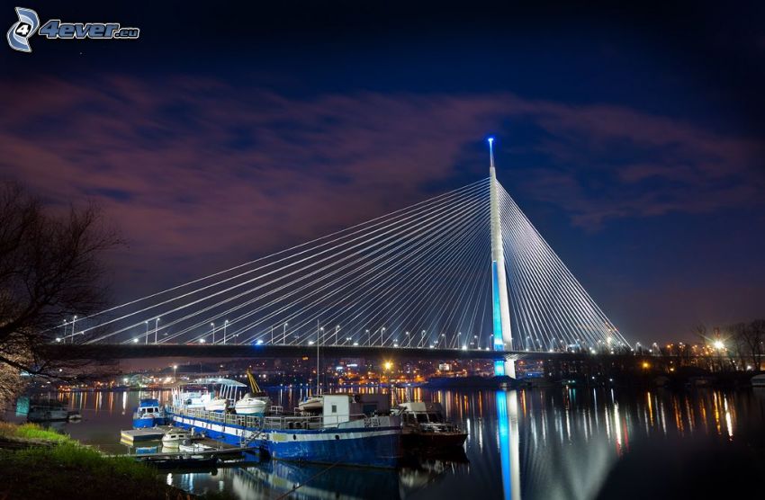kivilágított híd, éjszaka, kikötő
