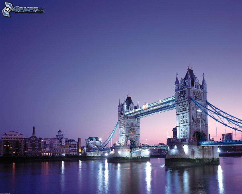 Tower Bridge, kivilágított híd, Temze, esti város, lila naplemente