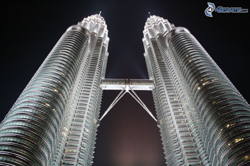 Petronas Towers, Kuala Lumpur, éjszakai város, felhőkarcolók