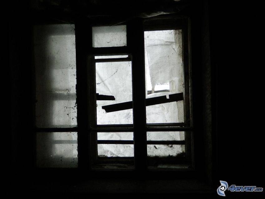 régi ablak, kitörött ablak