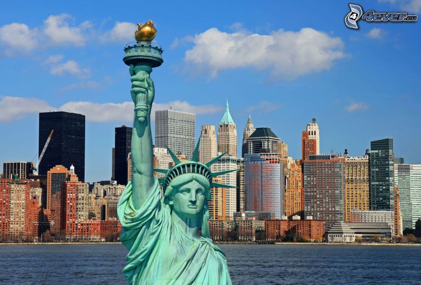 Szabadság-szobor, New York, felhőkarcolók
