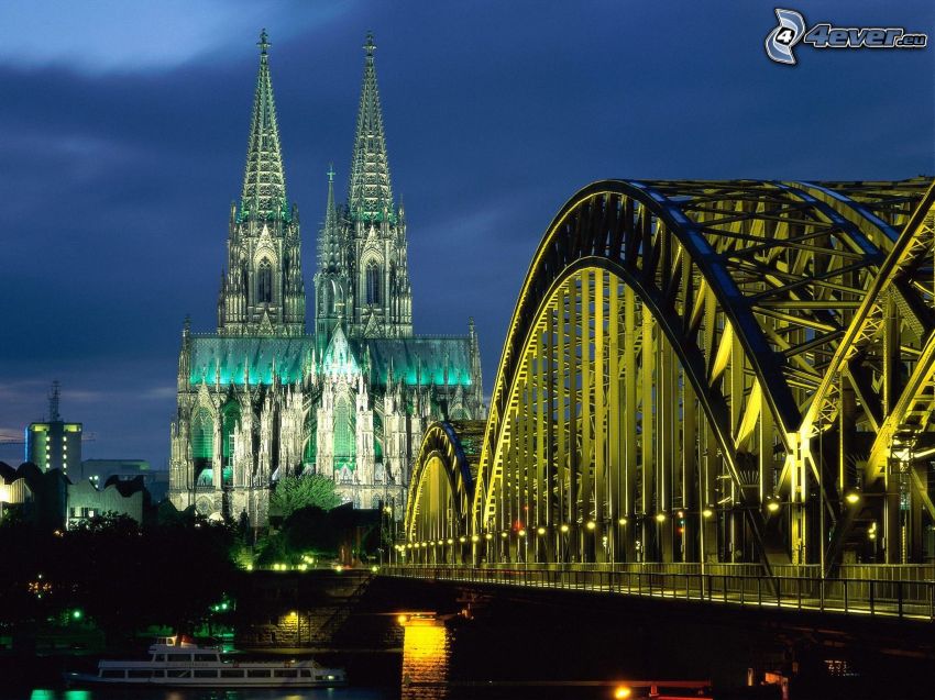 Kölni dóm, kivilágított híd, esti város, Hohenzollern Bridge