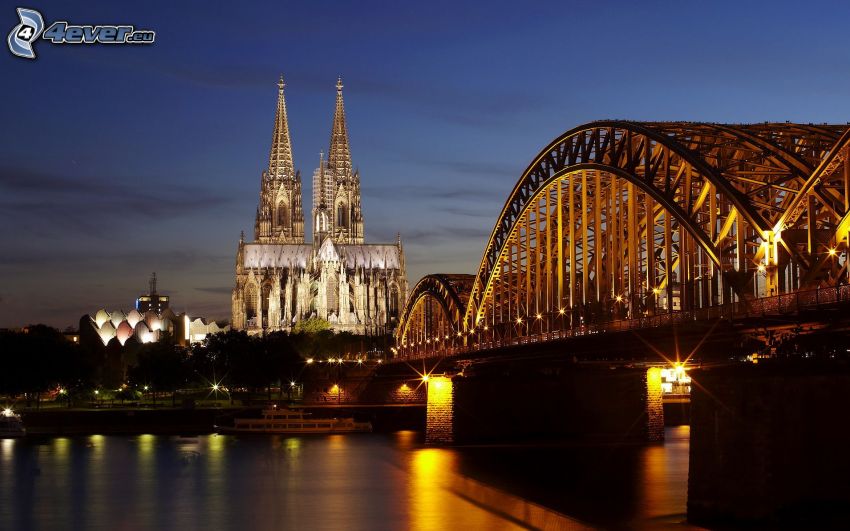 Kölni dóm, kivilágított híd, Hohenzollern Bridge, Köln