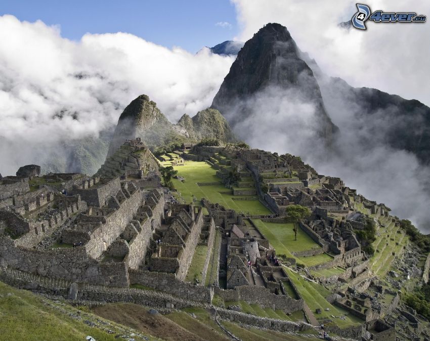 Machu Picchu, köd