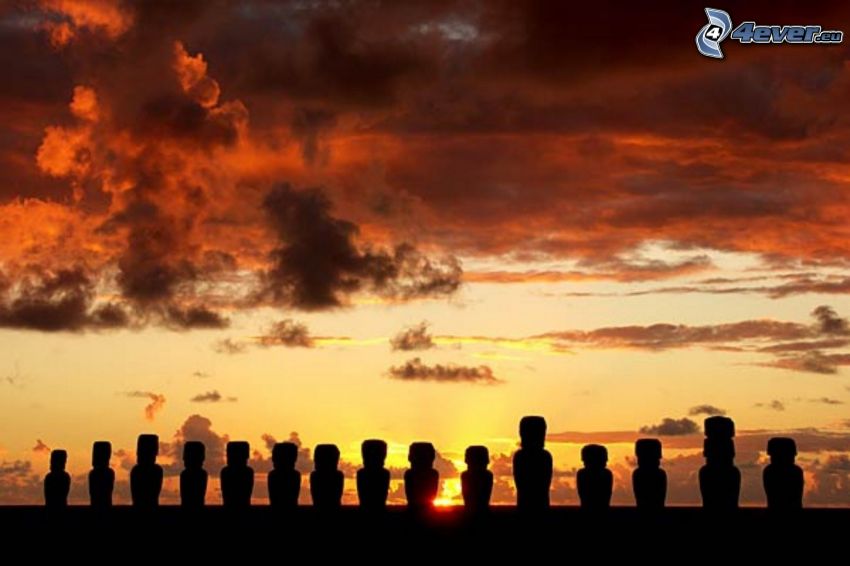 Moai szobrok, sziluettek, napnyugta, narancssárga égbolt, húsvét-szigetek