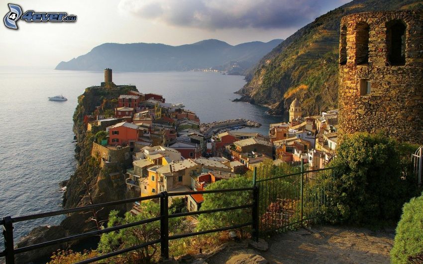 Cinque Terre, Liguria, Olaszország, tengerparti város, kilátás a tengerre