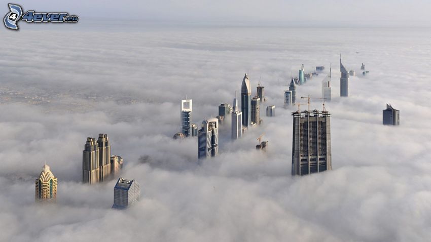 Dubaj, köd, inverzió
