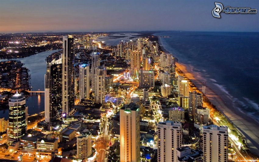 Gold Coast, esti város, felhőkarcolók, tenger