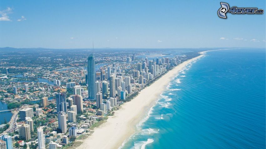 Gold Coast, homokos tengerpart, tenger, felhőkarcolók