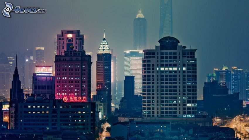 Sanghaj, felhőkarcolók, éjszakai város
