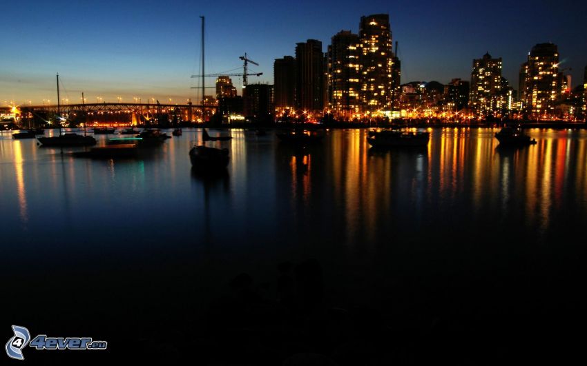 Vancouver, éjszakai város, tengerparti város