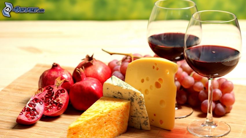 bor, sajtok, gránátalma, szőlő