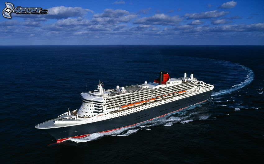Queen Mary 2, luxushajó, nyílt tenger