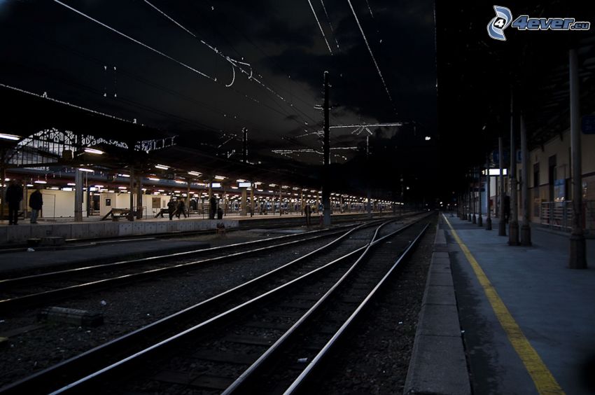 vasútállomás, éjszaka, sínek