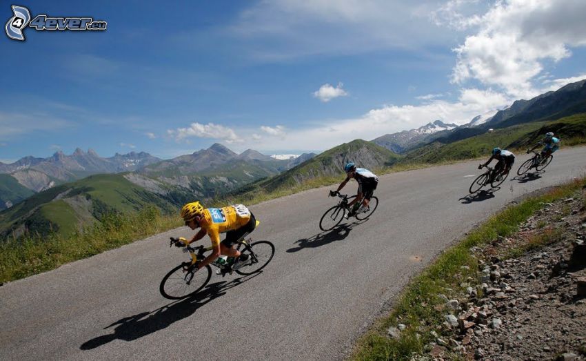 Tour De France, kilátás, hegyek, kerékpárosok
