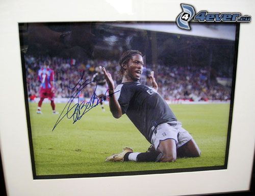 Didier Drogba, labdarúgó, autogram