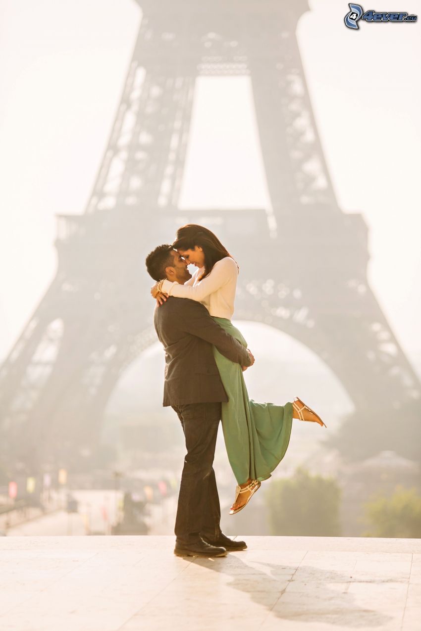 párocska, ölelés, Eiffel-torony