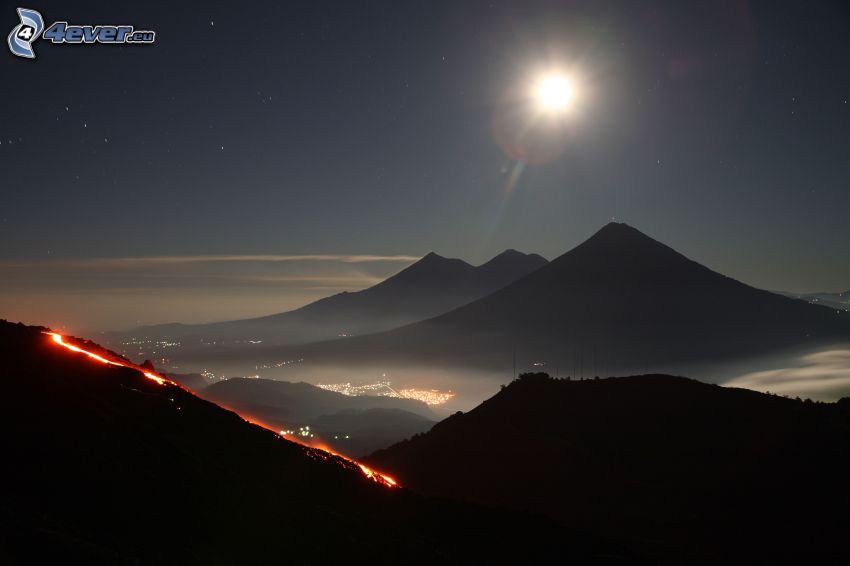 Guatemala, dombok, csillagos égbolt, hold