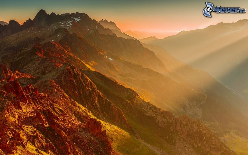 Alpok, napsugarak